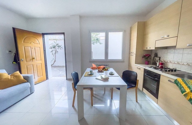 Private Apartment in Luxurious Peaceful Roman Villa