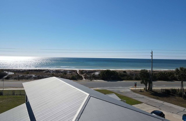 Private Beach, Heated Pool, Gulf/Beach Front