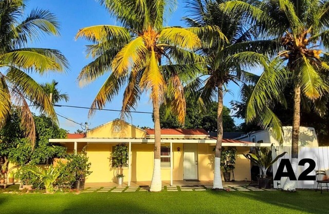 Private Bedroom and Bathroom in a house in Little Havana