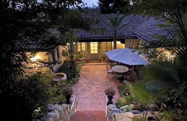 Private Bungalow @ 5 Stars Resort 1 room 1 bath luxury suite with parking
