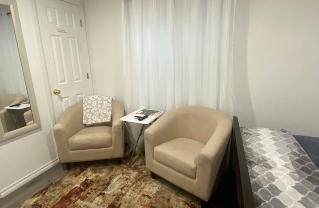 Private, Comfortable Basement Apartment