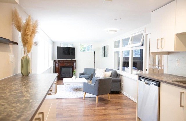 Private Garden-Level Suite