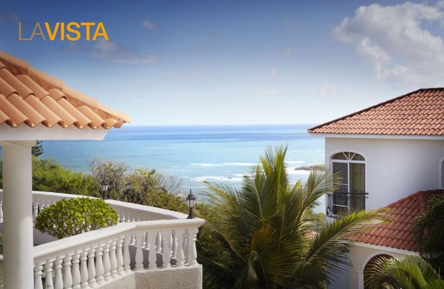 Private Gated Entrance, Pool, Jacuzzi Tubs, Awesome Views, 7 bedrooms villa