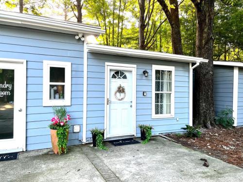 Private Guest House Near Beach