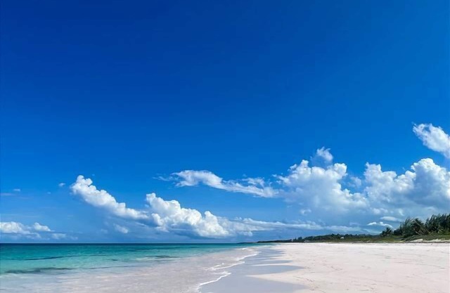Private Home With Ocean Views, Short Walk to Beach & Club w/Pool, Tennis, Gym