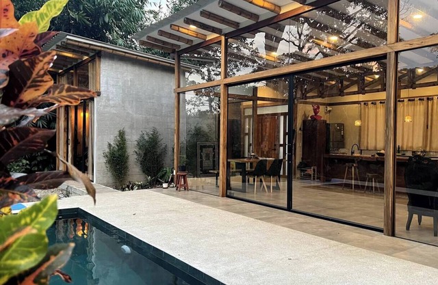 Private House with pool in Macas: Casa Dorotea