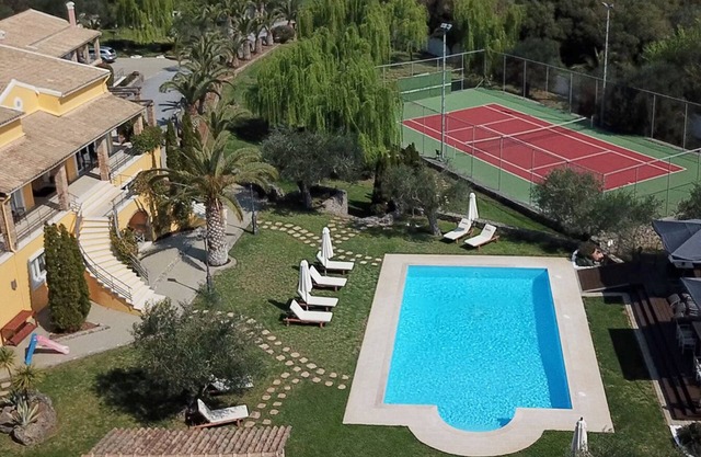 “Private Luxury Estate with Pool, Tennis & Cinema”(sleep 18-25)