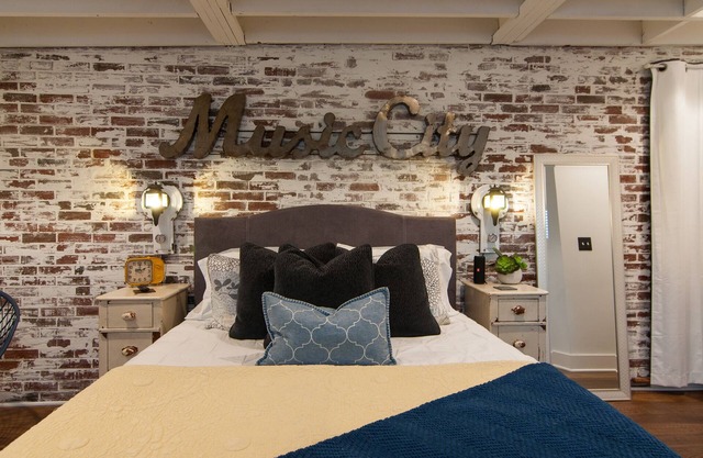 Private Music City Suite, Private Entry, minutes from downtown!