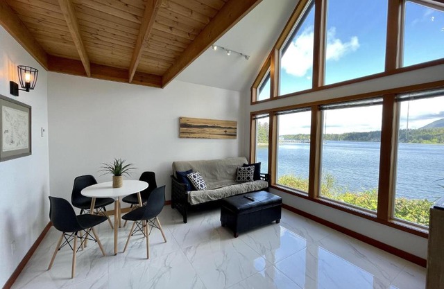 Private Oceanfront Cabin With Hot Tub Doc Holiday Cabin
