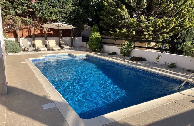 Private Pool - All En-Suite - Games Room - Large Sun Terrace - Full A/C - WiFi