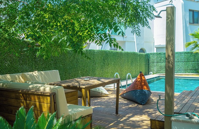 Private Pool Villa Capella