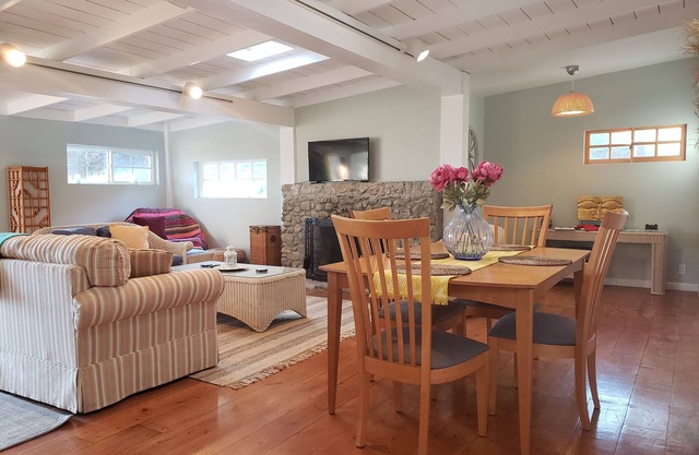 Private Retreat house nestled between the mountains and ocean in Western Malibu!