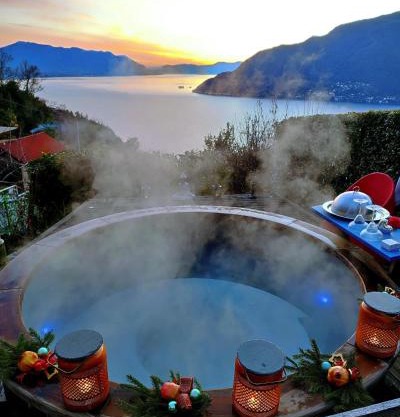Private Romantic Wellness Lake View Retreat- Whirlpool Hammam Spa e Piscina panoramica