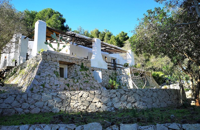 Private sea access garden house (house C)