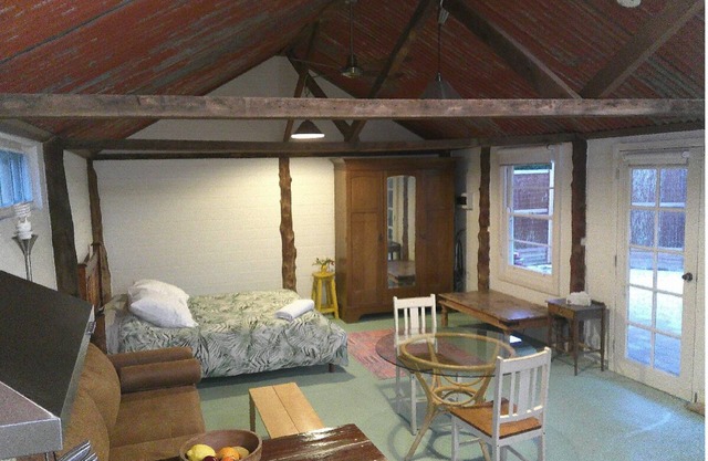 Private self contained stand-alone studio with full kitchen
