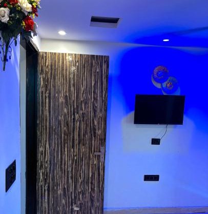 Private Stay in New Delhi