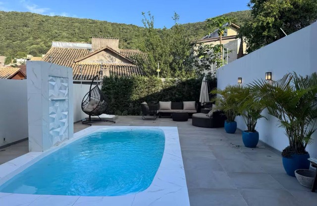 Private suite in Santo Antônio de Lisboa (2)