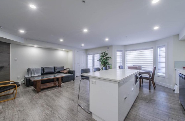 Private Vacation Guest Suite Near Beach