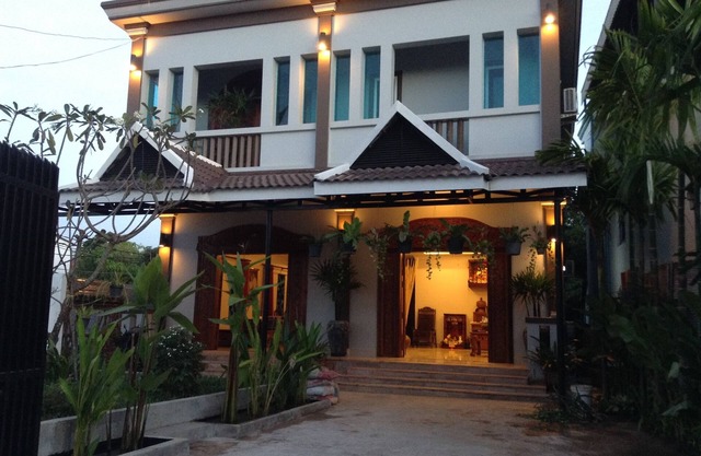 Private Villa next to Pubstreet