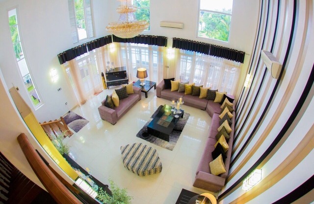 Private Villa Overlooking Bolgoda Lake