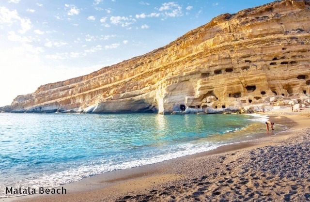 Private Villa with pool,private parking, beaches nearby, quiet relaxing location