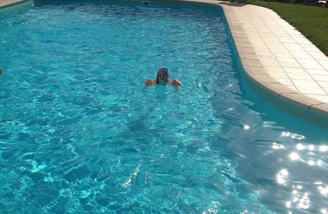 Private Villa With Shared Pool And A Town/Sea View E4