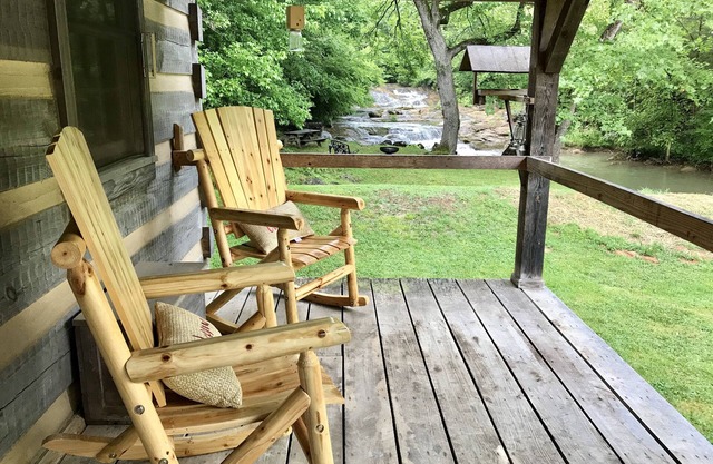 Private Waterfalls on 3 Acres. A Creekside Smoky Mtn Retreat - Read Our Reviews!