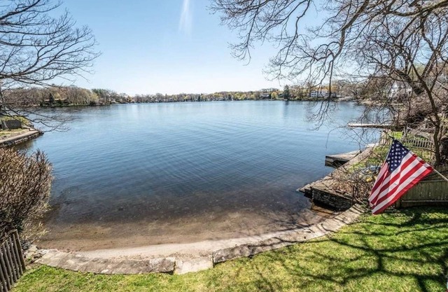 Private Waterfront Home!
