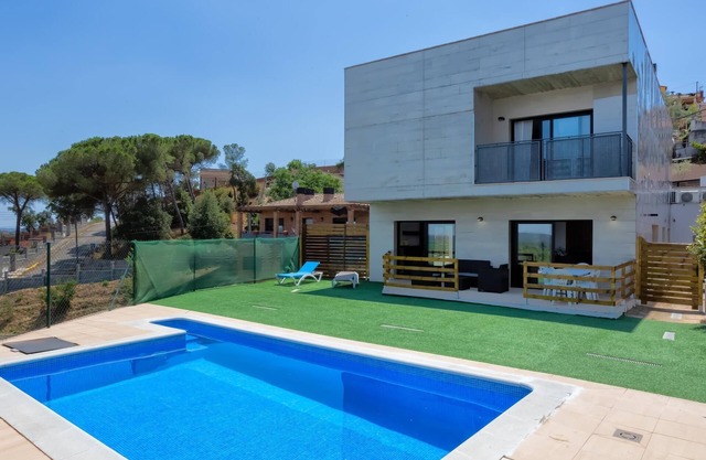 Privileged space for a few dream days