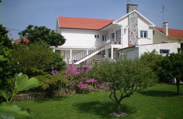 Promotion; Charming villa in the heart of a typical and picturesque village in Esposen