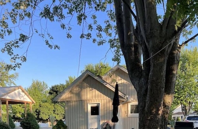 Prospect Place · Cozy Cottage in Kingsville · Walkable to everything