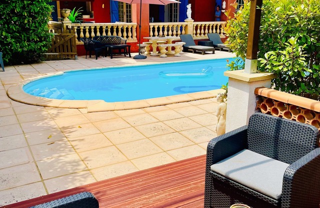 Provencal house with heated swimming pool and fiber wifi