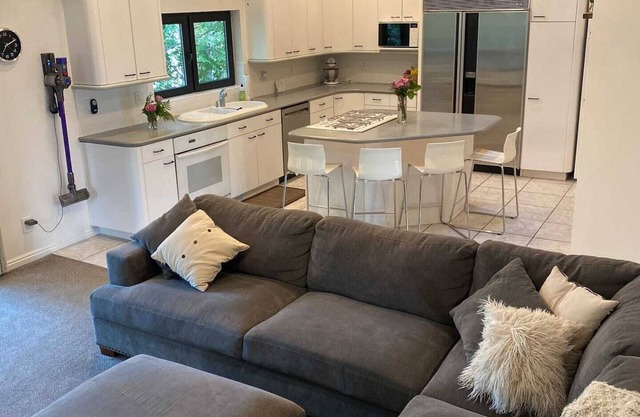 Provo River Bottoms Modern Guest House - 15 Minutes from Sundance!