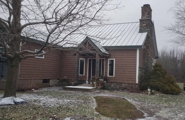 Pulaski Salmon River Rental,Lake Ontario, Fishing,Snowmobiling