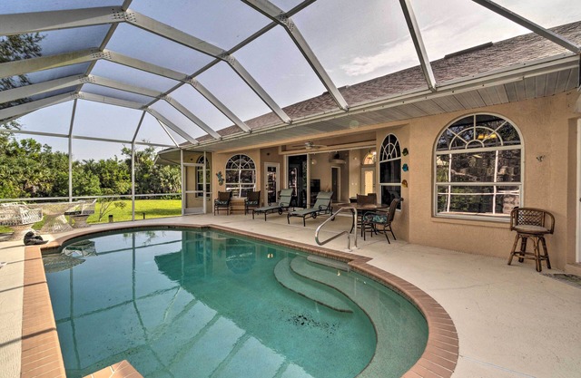 Punta Gorda Hub w/Pool, 2 Miles to Peace River!