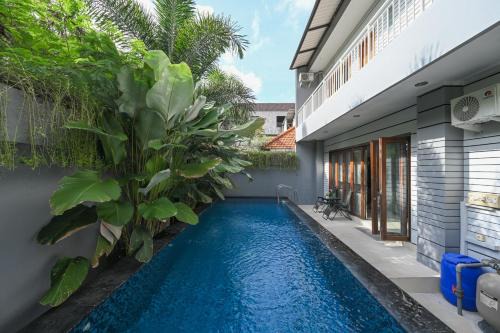 Puri Ratu Jimbaran with Private Pool