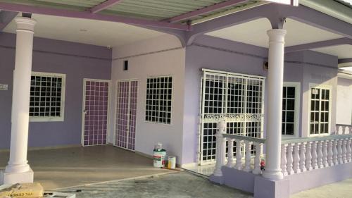 Purpledream Kampung House