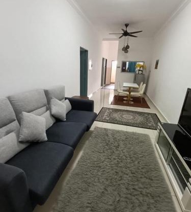 Q&R Homestay Residence