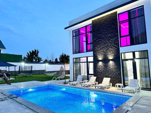 Qafqaz Miami Deluxe