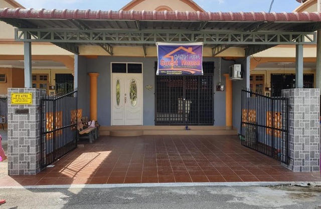 Qaseh Aida Guesthouse