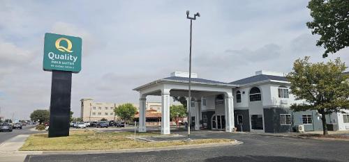 Quality Inn & Suites Roswell North