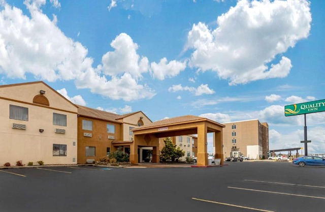 Quality Inn West Memphis I-40
