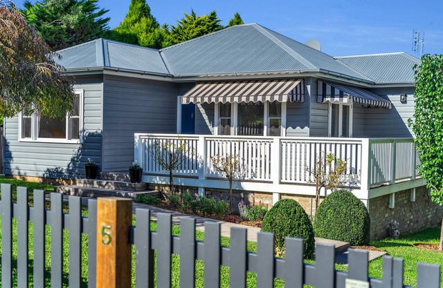 Quarry Hill Cottage, 1 minute walk into Berrima.