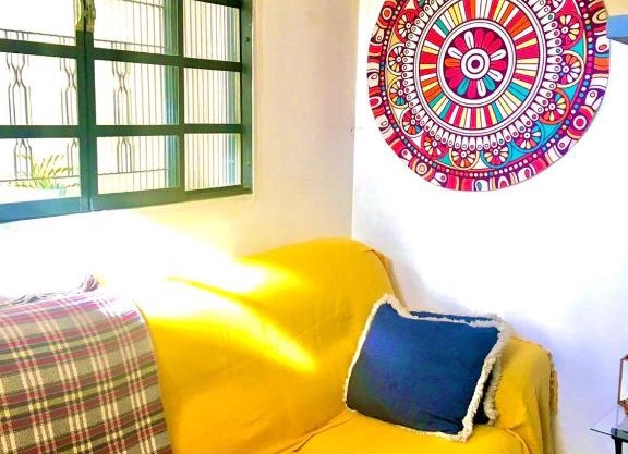 Quarto INDIVIDUAL Casa Super Aconchegante WIFI 350 MEGA