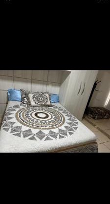 Quarto privativo em casa domiciliar