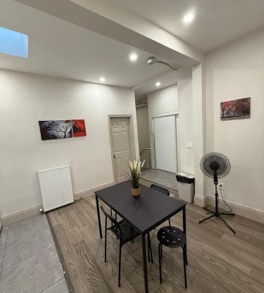 Queen Street AC SUITE-Free Wifi& Self Checkin