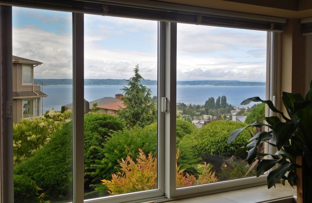 Quiet 1200 Sq Ft View Apartment, Near Beach