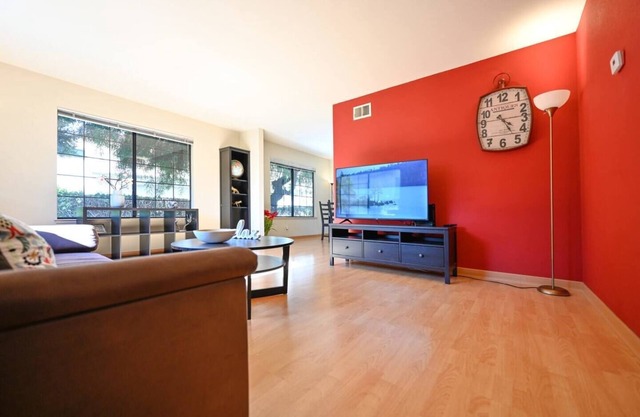 Quiet 2B2.5 townhome in San Jose