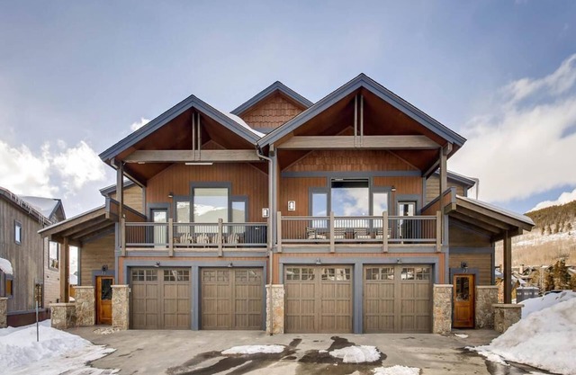 Quiet 3BR luxury River Run Village townhome 200yds to gondola w/hot tub & pool!