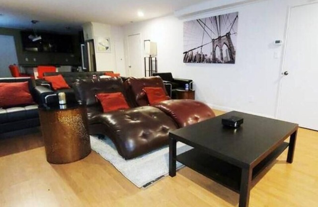 QUIET, ADULT Lake View Rental